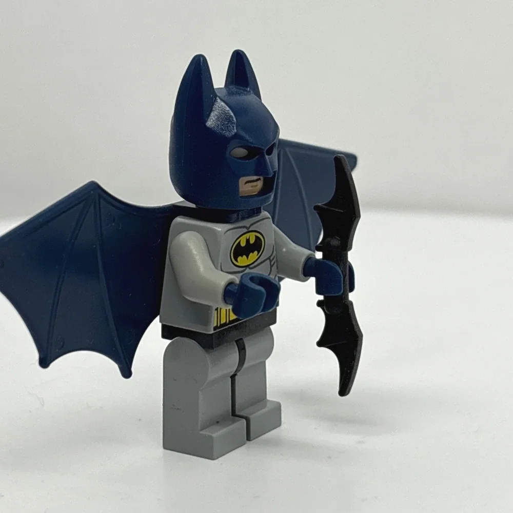 Lego batman minifigure